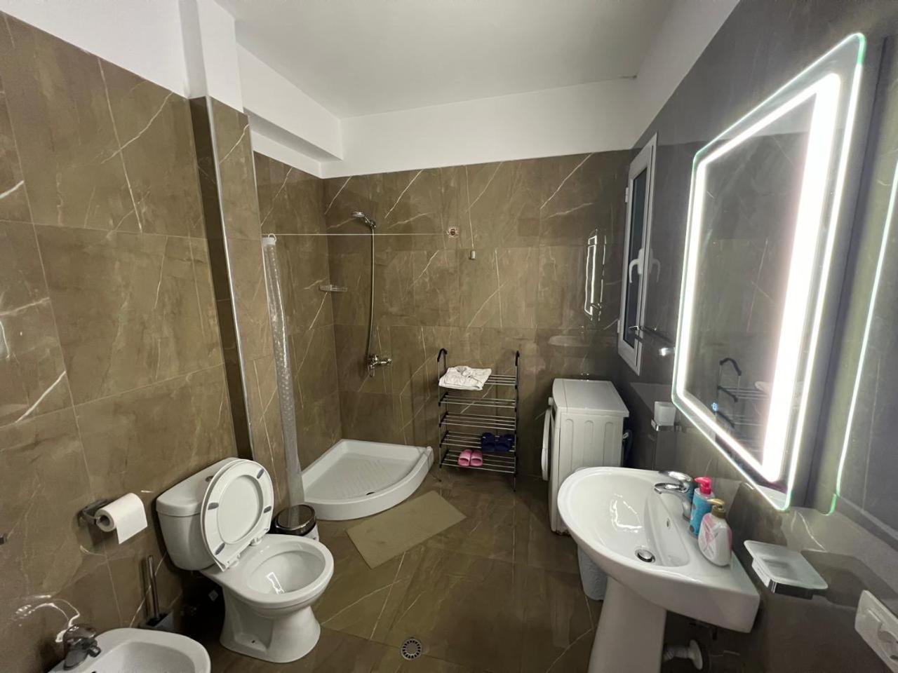 Cekodhima Jack Lungomare Apartment Vlore